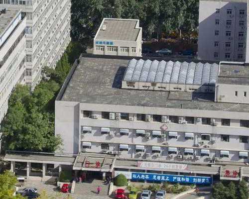 海南怎么能联系到想找代孕的,海南首例试管婴儿(海南三代试管婴儿海医)